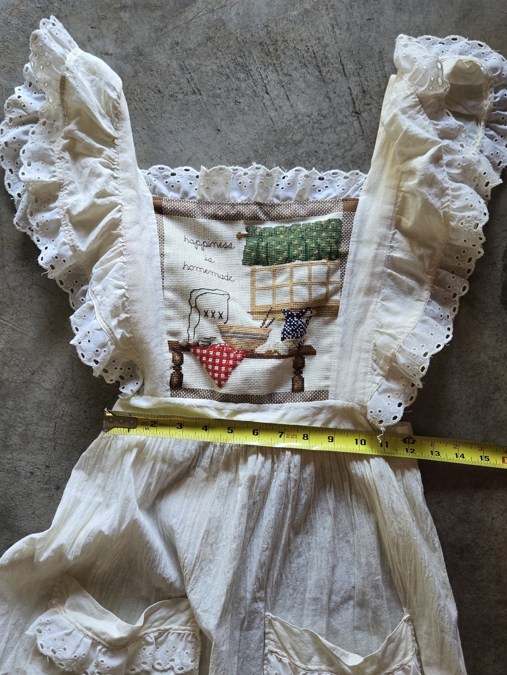 ❌️sold❌️Vintage Handmade Cream Eyelet Ruffle Apron Dress with Cross-Stitch Panel - Picture 10 of 13